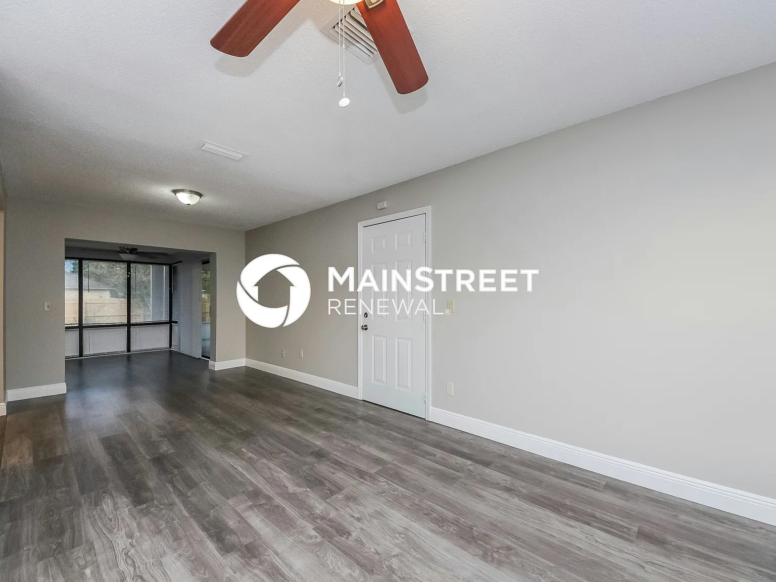 660 McKinley Ct — Photo 3