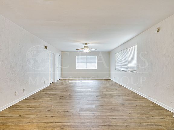 4th image of 517 University Blvd #1