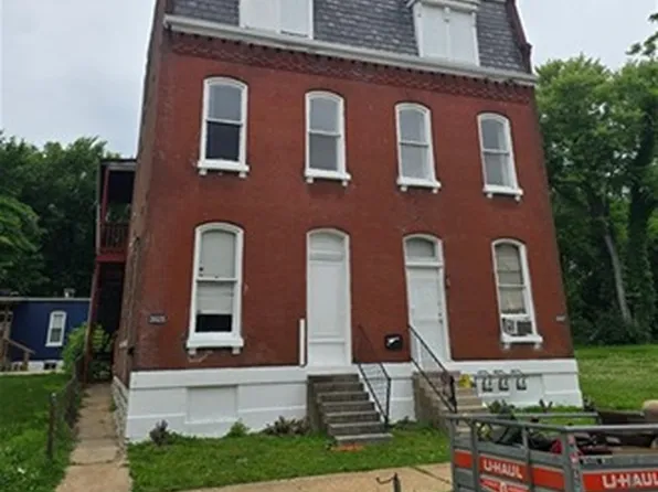 3925 Blair Ave, Saint Louis, MO 63107