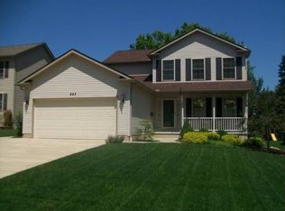 823 7th St NE, North Canton, OH 44720
