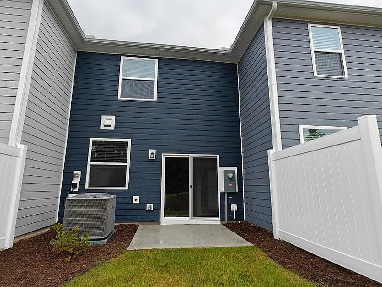1117 Mountain Crown St — Photo 21