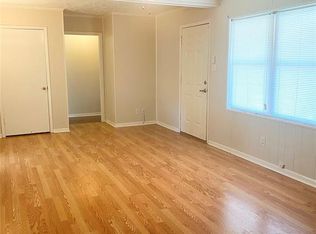 106 Bois D Arc St #D, Lake Jackson, TX 77566