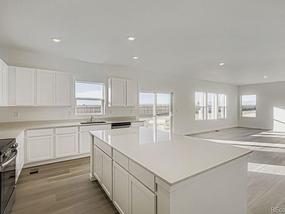 4th image of 4226 Lucas Drive