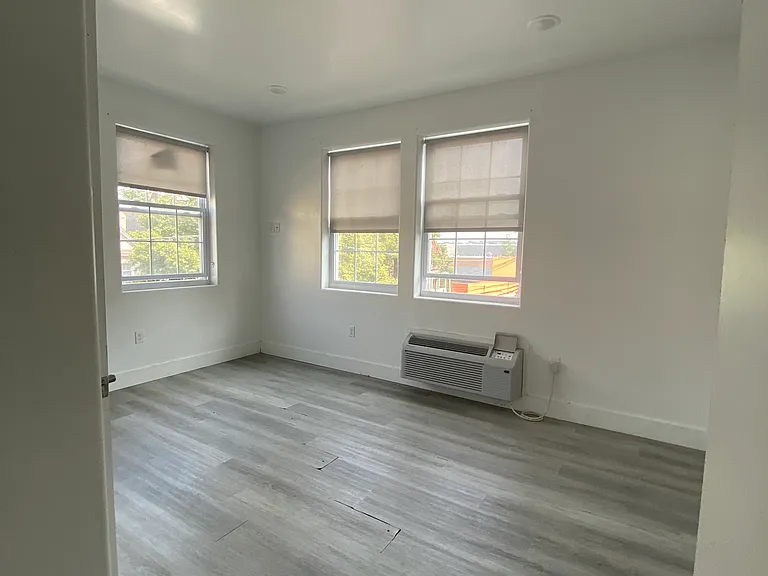 129-137 Passaic St #204 — Photo 10