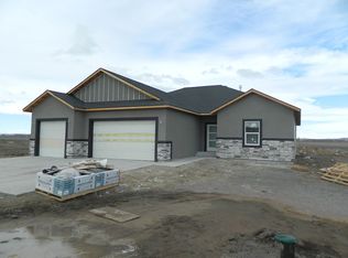 256 Mariposa Cir, Shoshone, ID 83352