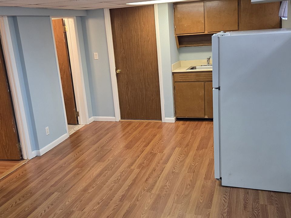 1st image of 2393 Henry St