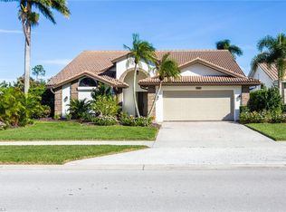 502 Countryside Dr, Naples, FL 34104