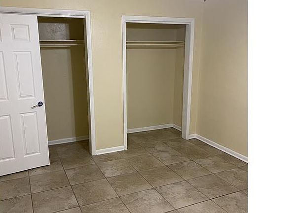 4th image of 2901 NW 50th St
