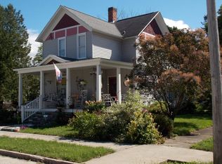 423 W Elm St, Cheboygan, MI 49721