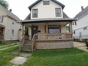 5th image of 303 Clark St