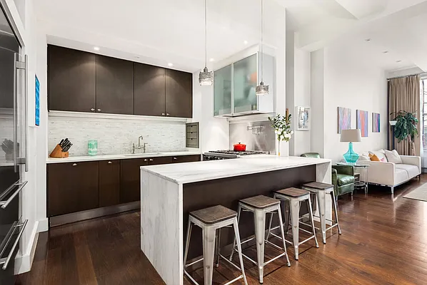 Rented by Compass | media 16