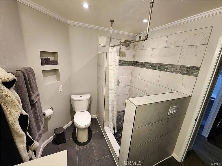1200 Gaviota Ave #206 — Photo 29