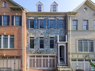 6741 Darrells Grant Pl, Falls Church, VA 22043