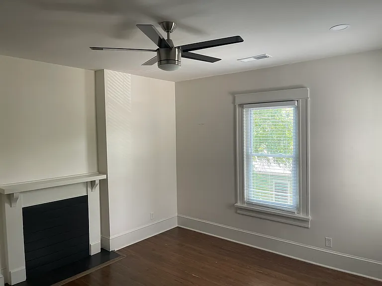 1340 Courtland Ave — Photo 15
