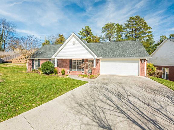 2nd image of 1512 Teton Ln