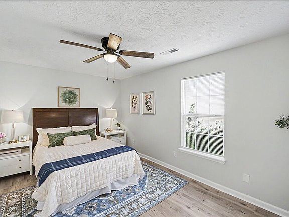5th image of 106 Serena Way