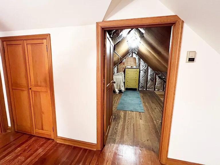 51 Elfman Dr — Photo 34