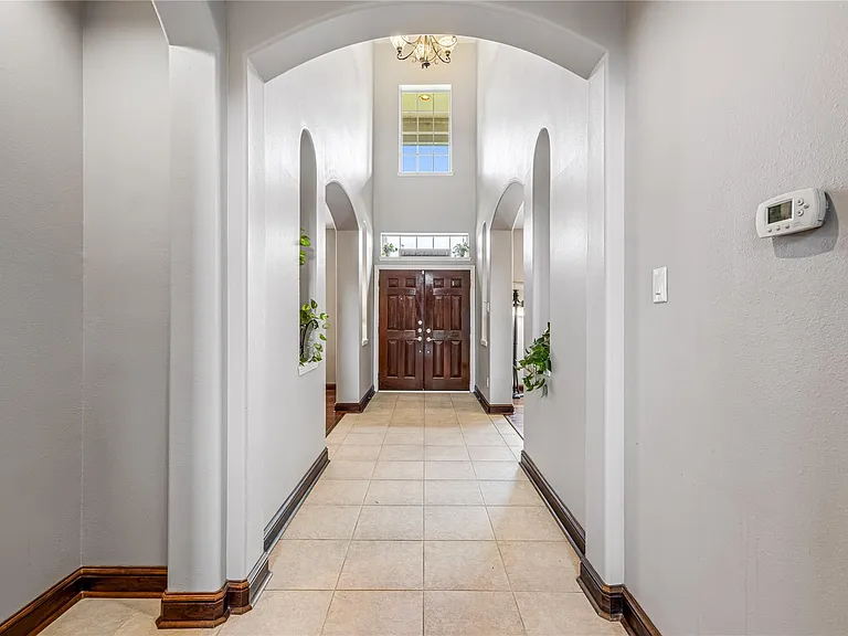 8127 Edenwood Dr — Photo 7