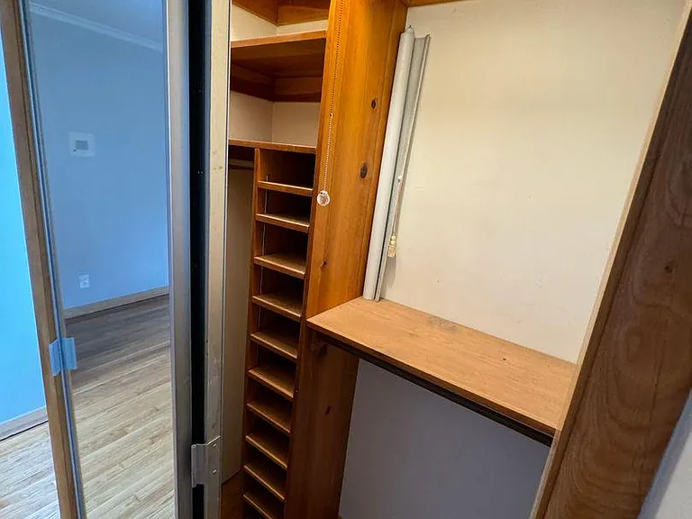 2770 Tremont Rd — Photo 23