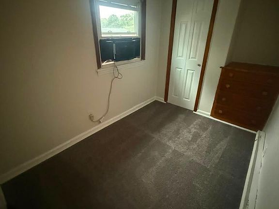 4th image of 560 Lillie Rd #2