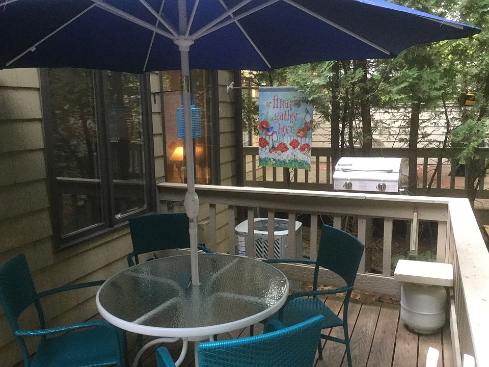 2nd image of 481 Evergreen Rd