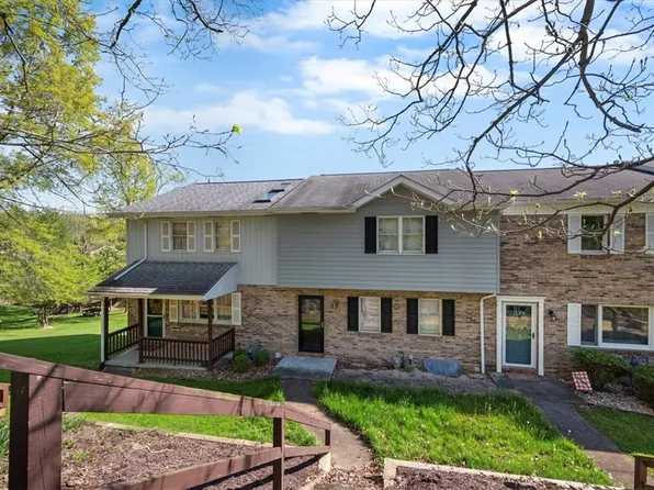 1200 McGovern Rd APT I, Houston, PA 15342