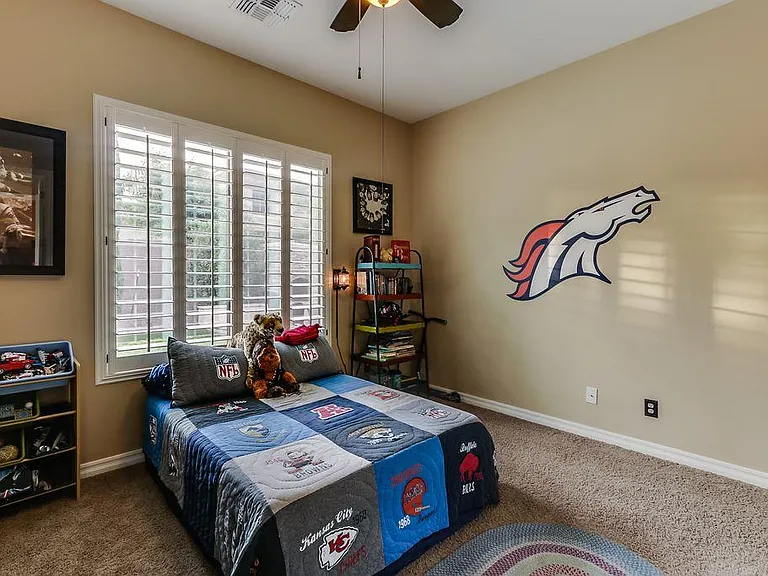 270 W New Dawn Dr — Photo 20
