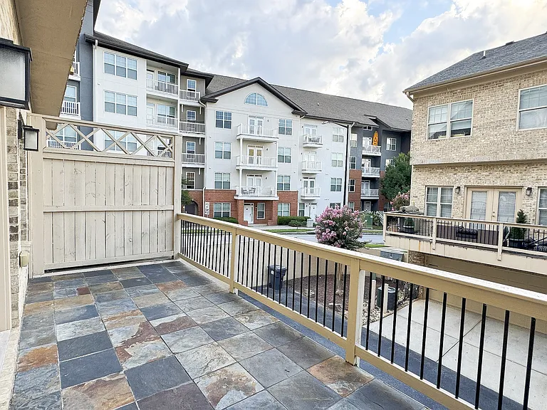 745 Fountainhead Ln NE #14 — Photo 16