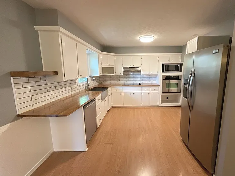 1211 E Rosebrier St — Photo 4