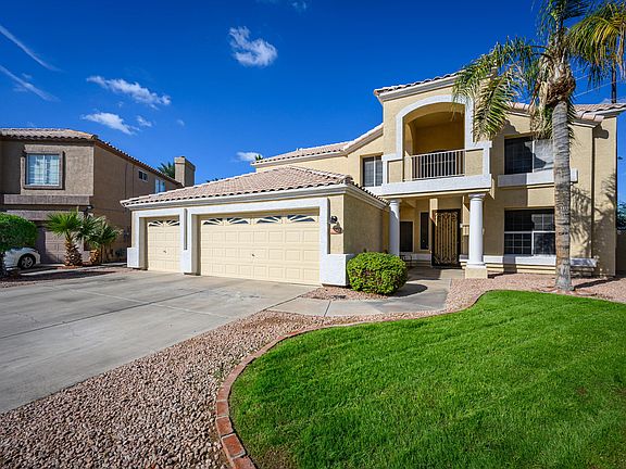 4th image of 11042 W Dana Ln