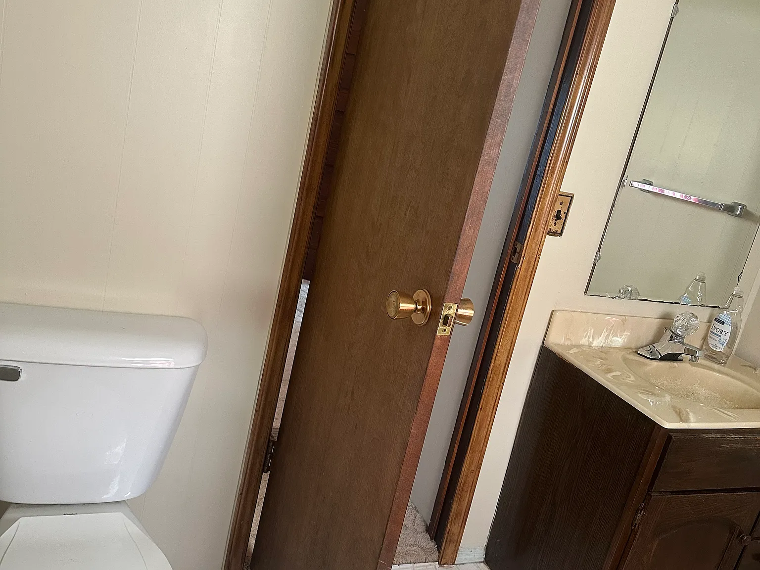 3 bed, 1.5 bath, 1250 sqft, $750 — Photo 4