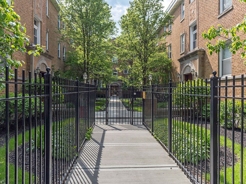 1st image of 4874-80 N Ashland Ave #48743E
