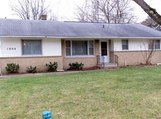1806 E Winn Rd, Niles, MI 49120