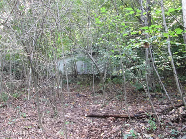 1960 Tank Rd, Nescopeck, PA 18635
