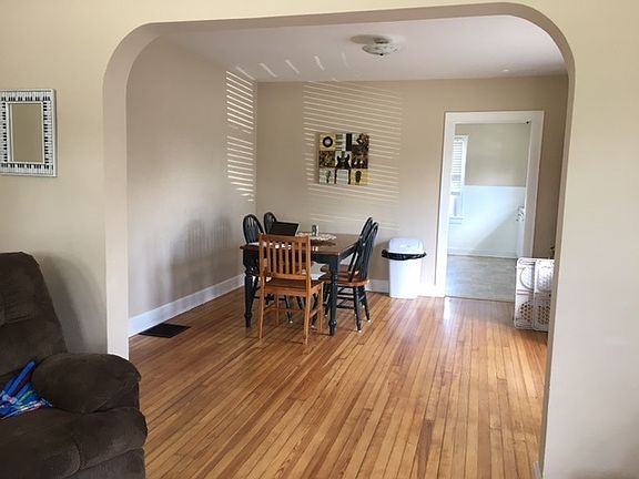4th image of 629 S 11th St