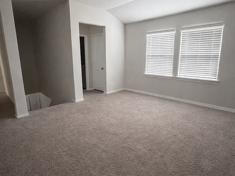 4550 Bontebok Dr — Photo 3