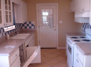 2233 W Cheery Lynn Rd, Phoenix, AZ 85015