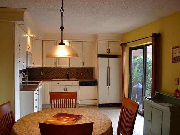 5th image of 5837 SE Riverboat Dr