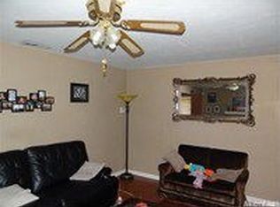 2105 Fruitridge Rd, Sacramento, CA 95822