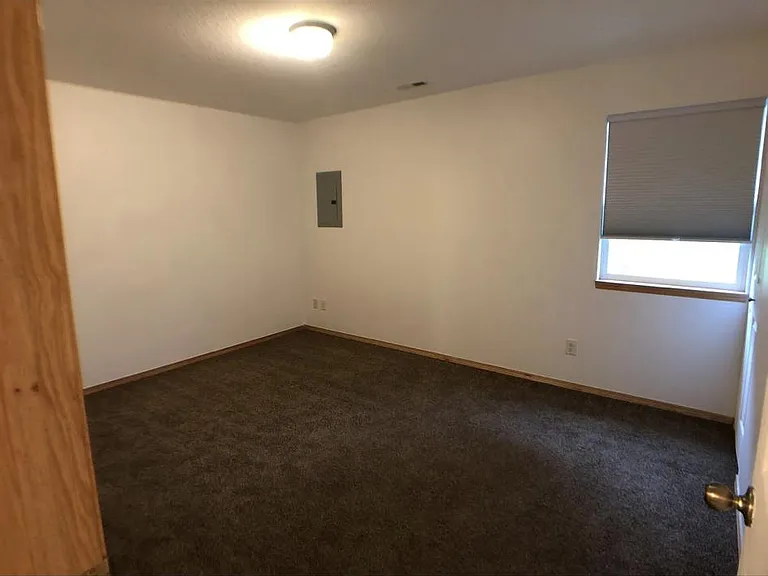 2358 S Broadview St — Photo 8