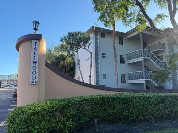 900 TALLWOOD Avenue #107, Hollywood, FL 33021