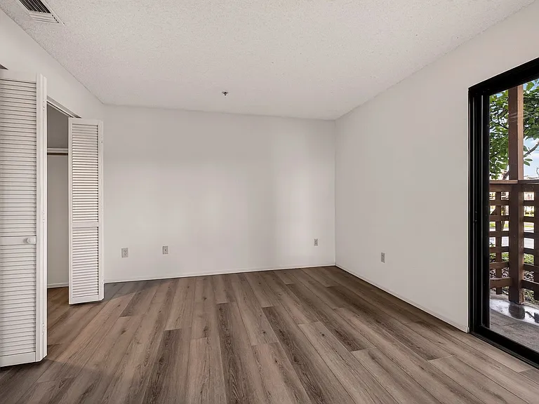 Sierra Sunrise Apartments, a 55+ Community — Photo 23