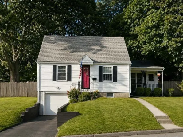 18 Hunnewell Rd, Worcester, MA 01606