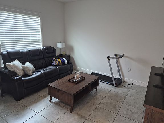 5th image of 5080 Hebron Dr