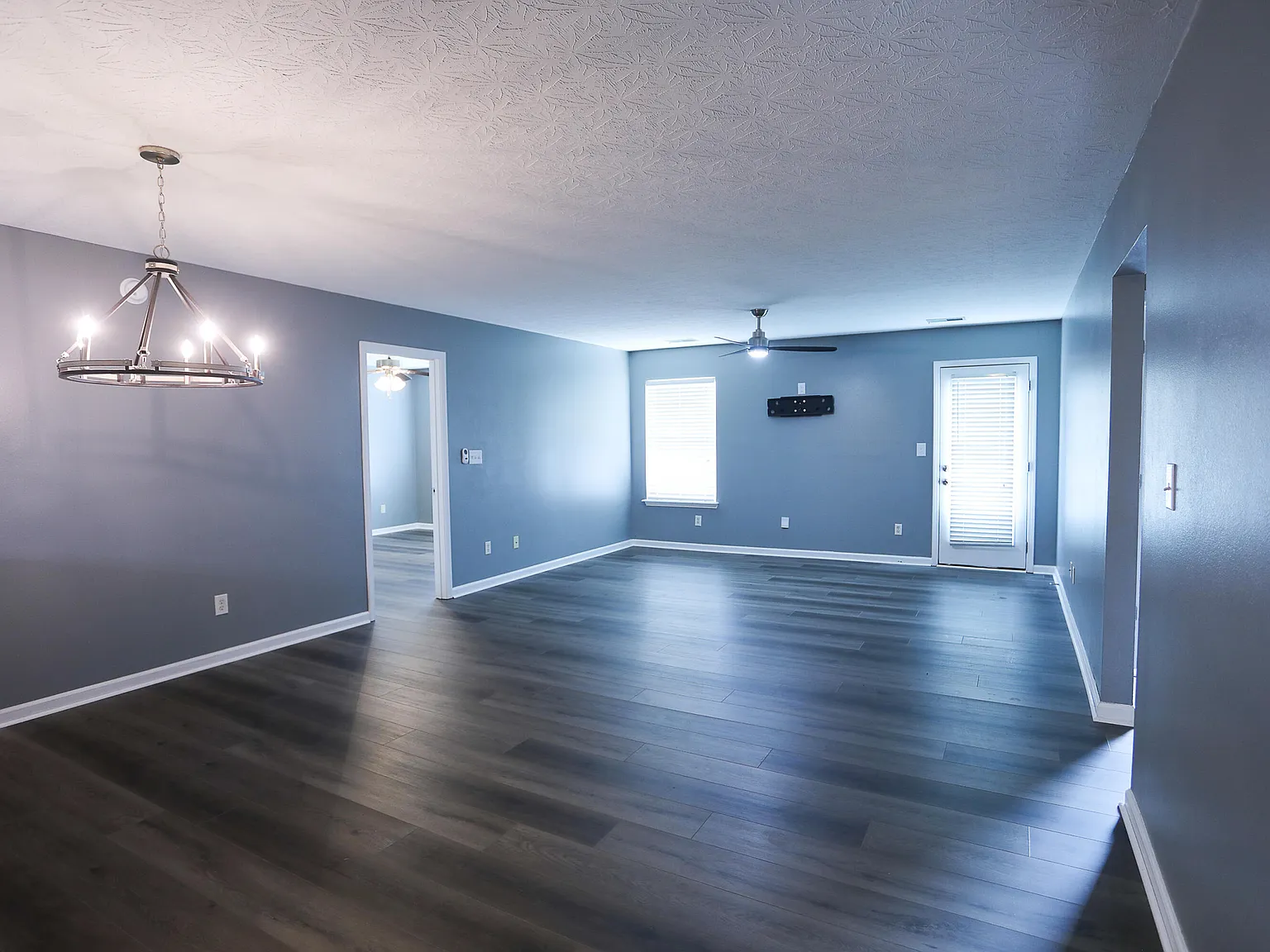 4 bed, 2.0 bath, 1601 sqft, $1,995 — Photo 4