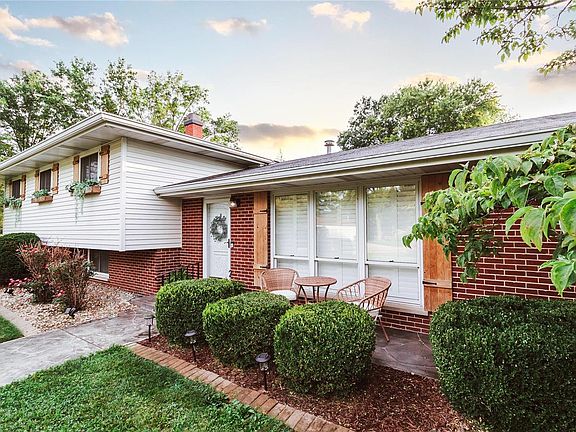 2nd image of 5006 Cold Springs Ln