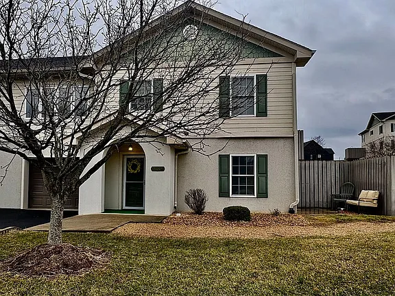 17 Rosewood Ct Suite 101 — exterior photo
