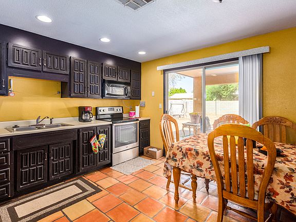 4th image of 6714 W Cambridge Ave