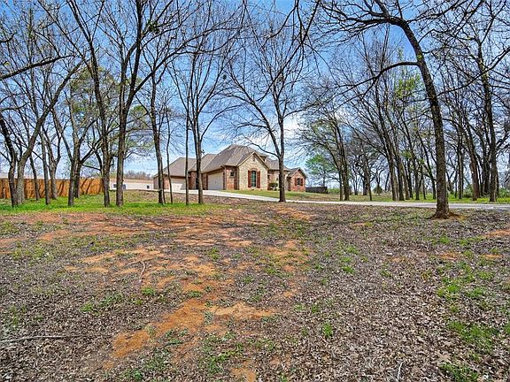 2nd image of 24995 Tanglewood Dr