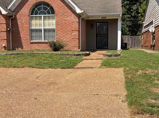 8362 Creek Front Dr, Cordova, TN 38016